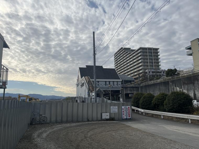 神鉄道場駅現在のすがた1